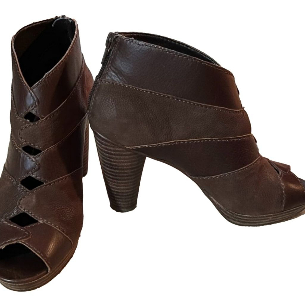 Fossil Bobbi Leather Peep Toe Booties Size 8.5 - Picture 8 of 8
